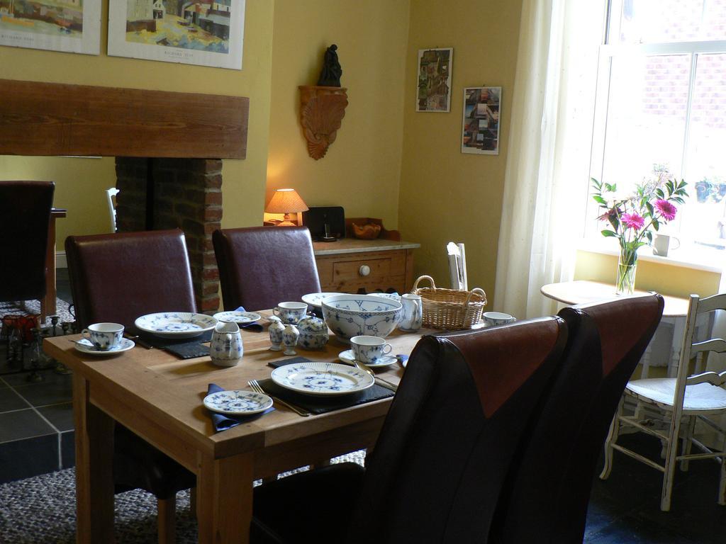 Bed and Breakfast 16 Franklin Bijou Boutique à Harrogate Extérieur photo